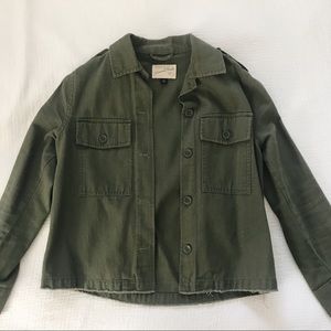 XS Universal Thread Fray Hem Army Green Jacket